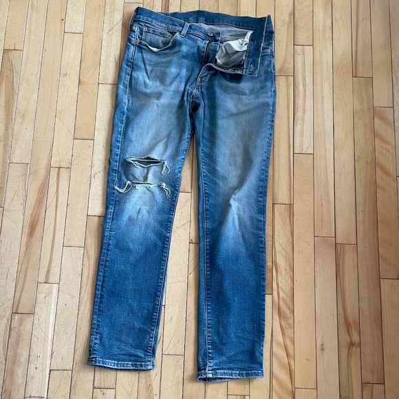 LEVIS DISTRESSED MEN JEANS  size 34x32 - Picture 1 of 6